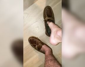 MASTER LUCCA aka masterlucca - 12-15-2019 OnlyFans Video - Part 2 _ VERBAL DOMINATION _ Smelly Sperrys and cum to worship