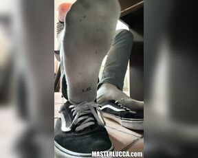 MASTER LUCCA aka masterlucca - 01-16-2022 OnlyFans Video - VERBAL SOCK AND FEET WORSHIP Get under my desk and obey MASTER LUCCA