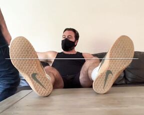 MASTER LUCCA aka masterlucca - 07-14-2020 OnlyFans Video - PART 1 of 2 16 minutes Intense sock and feet worship by the incredible nicksluckycharms He