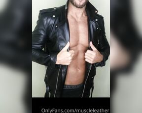 Muscle Leather aka muscleleather - 08-03-2023 OnlyFans Video - Full length video