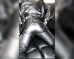 Muscle Leather aka muscleleather - 08-16-2023 OnlyFans Video - Leather master is back and ready to be worshipped  This is a snippet of a