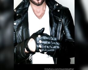 Muscle Leather aka muscleleather - 06-07-2024 OnlyFans Video - Getting ready to go out looking like a leather God  Leather jacket collar popped up