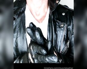 Muscle Leather aka muscleleather - 06-07-2024 OnlyFans Video - Getting ready to go out looking like a leather God  Leather jacket collar popped up