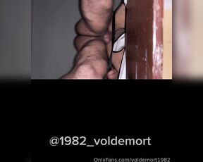 Lord Voldemort 1982 aka voldemort1982 - 09-04-2023 OnlyFans Video - Me encanta este twink que se deja dar a tope y a mi antojo hasta cargarlo