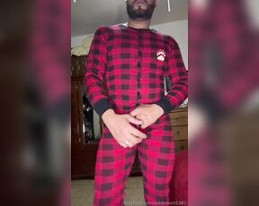 Lord Voldemort 1982 aka voldemort1982 - 11-19-2023 OnlyFans Video - Video completo con pijama sexy