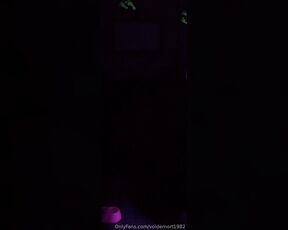 Lord Voldemort 1982 aka voldemort1982 - 07-10-2024 OnlyFans Video - Verga fluorescente para que hagas magia con ella y la apagues con tu boca y