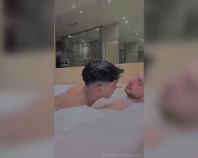 Falcone aka falconeexx - 09-29-2023 OnlyFans Video - Que rico baño con santygonza estamos haciendo videos muy buenos para ustedes Recuerden, pueden pedir videos