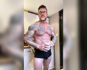 Ross Hurston aka ross-hurston - 12-19-2022 OnlyFans Video - I couldnt find the cheeky elf  so had a wank instead