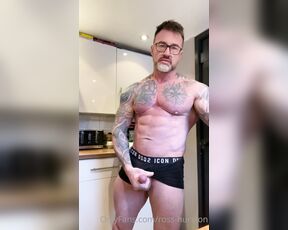 Ross Hurston aka ross-hurston - 12-19-2022 OnlyFans Video - I couldnt find the cheeky elf  so had a wank instead