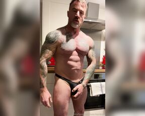 Ross Hurston aka ross-hurston - 11-26-2023 OnlyFans Video - Needed extra protein after big weight session