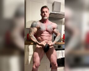 Ross Hurston aka ross-hurston - 11-26-2023 OnlyFans Video - Needed extra protein after big weight session