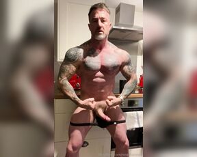 Ross Hurston aka ross-hurston - 11-26-2023 OnlyFans Video - Needed extra protein after big weight session