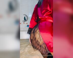 Zaah Wayne aka thegatopreto - 12-22-2022 OnlyFans Video - Christimas Gift  Eu espero que alguém me foda nesse traje  Também espero que