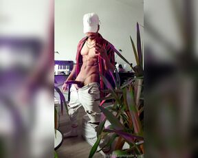 Goon_King aka goon_king - 02-20-2024 OnlyFans Video - I dont know if you can tell but I like playing in the mirror