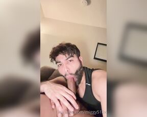 Miggy aka miggy510x - 12-27-2022 OnlyFans Video - just got back from a run amp immediately receive a Grindr tap  wouldnt even let