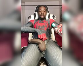 Kiko aka kouccie - 09-21-2022 OnlyFans Video - a spider in his natural state producing web   pics