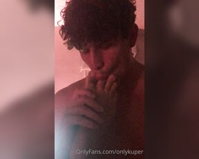 Dehlani aka onlykuper - 05-19-2020 OnlyFans Video - Who wants me to suck on their toes