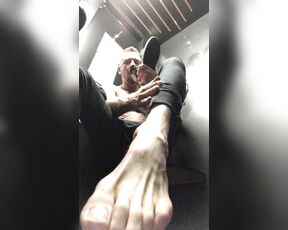 DolfDietrichxxx aka dolfdietrich - 12-16-2017 OnlyFans Video - Getting off to the funk of my own gym shoes and sweaty socks in the locker