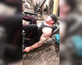 Colby Jansen aka colbyjansenxxx OnlyFans - Leg press