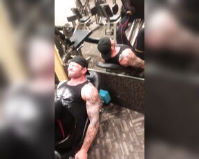 Colby Jansen aka colbyjansenxxx OnlyFans - Leg press