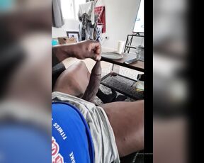 Amadeus aka massively_mode - 10-12-2020 OnlyFans Video - Got very horny watching rugby