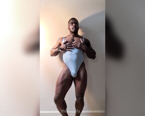 Amadeus aka massively_mode - 10-15-2020 OnlyFans Video - Just a quick poseinnthe unitard it feel great, will do long video soon