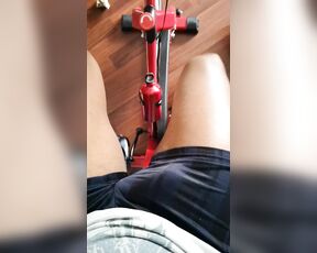 Amadeus aka massively_mode - 07-10-2018 OnlyFans Video - Doing some cardio