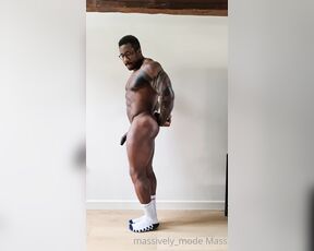 Amadeus aka massively_mode - 11-03-2020 OnlyFans Video - Posing for coach, do this every Tuesday