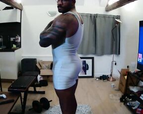 Amadeus aka massively_mode - 11-08-2020 OnlyFans Video - Stream started at 11082020 0548 pm Singlet workout time