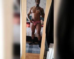 Amadeus aka massively_mode - 12-13-2018 OnlyFans Video - New Nike metcon 4love them