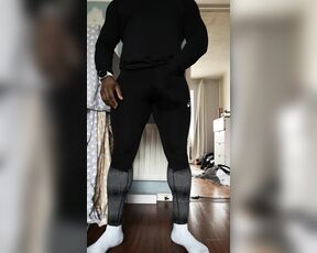 Amadeus aka massively_mode - 03-05-2020 OnlyFans Video - Always so horny after the gym also has been leg day