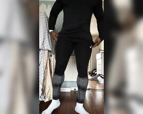 Amadeus aka massively_mode - 03-05-2020 OnlyFans Video - Always so horny after the gym also has been leg day