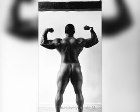 Amadeus aka massively_mode - 02-24-2021 OnlyFans Video - Posing for you coach how am I looking