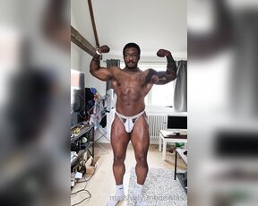 Amadeus aka massively_mode - 01-12-2021 OnlyFans Video - Check in with coach