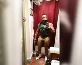 Amadeus aka massively_mode - 05-21-2021 OnlyFans Video - I need more rubber in my life