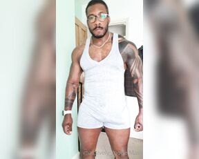 Amadeus aka massively_mode - 08-12-2021 OnlyFans Video - This single fits great