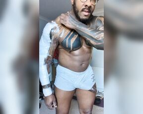 Amadeus aka massively_mode - 02-17-2022 OnlyFans Video - Another session down on my tattoo