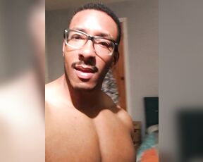 Amadeus aka massively_mode - 10-16-2017 OnlyFans Video - Some technical support I need