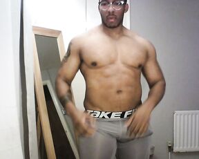 Amadeus aka massively_mode - 03-22-2018 OnlyFans Video - Wrestling gear i like wearing it, would you like to see more