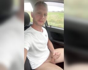 Hunblond aka hunblond - 10-16-2023 OnlyFans Video - This happen when you get horny while you drive