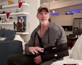 Dallas Steele aka dallassteelexxx - 12-09-2022 OnlyFans Video - First night home from shoulder replacement surgery wasnt bad