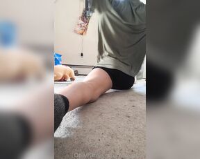 Twinku aka twinku - 01-27-2023 OnlyFans Video - split stretchies