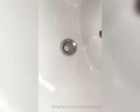 Andy Lee aka andyleexxx - 12-10-2020 OnlyFans Video - Morning wanking in a sink full of cum