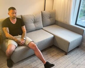 Andy Lee aka andyleexxx - 06-15-2021 OnlyFans Video - Welcome the newest member to team Andy, it was Frankies first time wanking with another guy