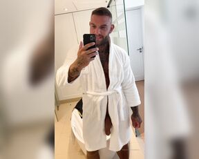 Andy Lee aka andyleexxx - 05-30-2021 OnlyFans Video - I was so horny today  lick it all up