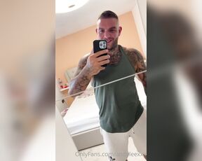 Andy Lee aka andyleexxx - 06-16-2022 OnlyFans Video - As requested slow motion cum load all over my mirror  now lick it all up