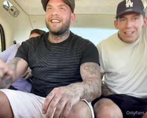 Andy Lee aka andyleexxx - 08-30-2022 OnlyFans Video - This time the filthy driver picks up the_irishbull amp louisjacksxxx