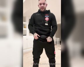 Andy Lee aka andyleexxx - 01-31-2023 OnlyFans Video - Have some big Irish bulge