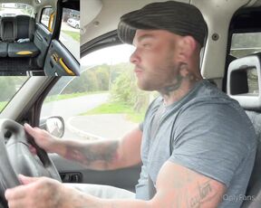 Andy Lee aka andyleexxx - 10-04-2022 OnlyFans Video - The new movie features dcbrne getting naughty whilst travelling with the filthy driver Disclaimer This video