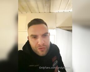 Andy Lee aka andyleexxx - 01-31-2023 OnlyFans Video - My special wall at my studio